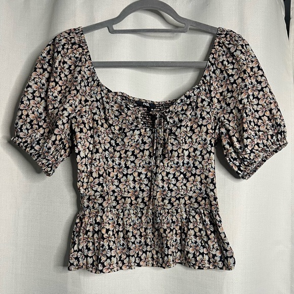 PAIGE Azul Floral Puff Sleeve Black and White Blouse XS - Picture 3 of 12